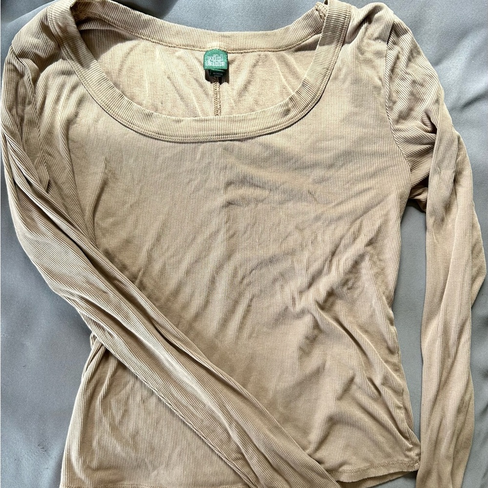 Women’s ribbed long sleeve